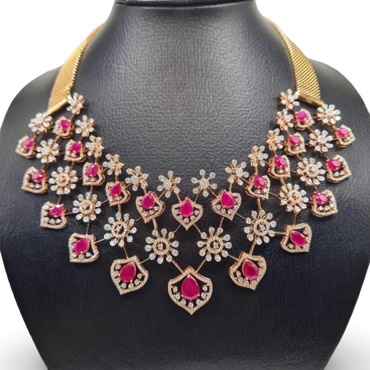 NEW Flower Diamond Leaf Ruby Gemstones Necklace 18kt