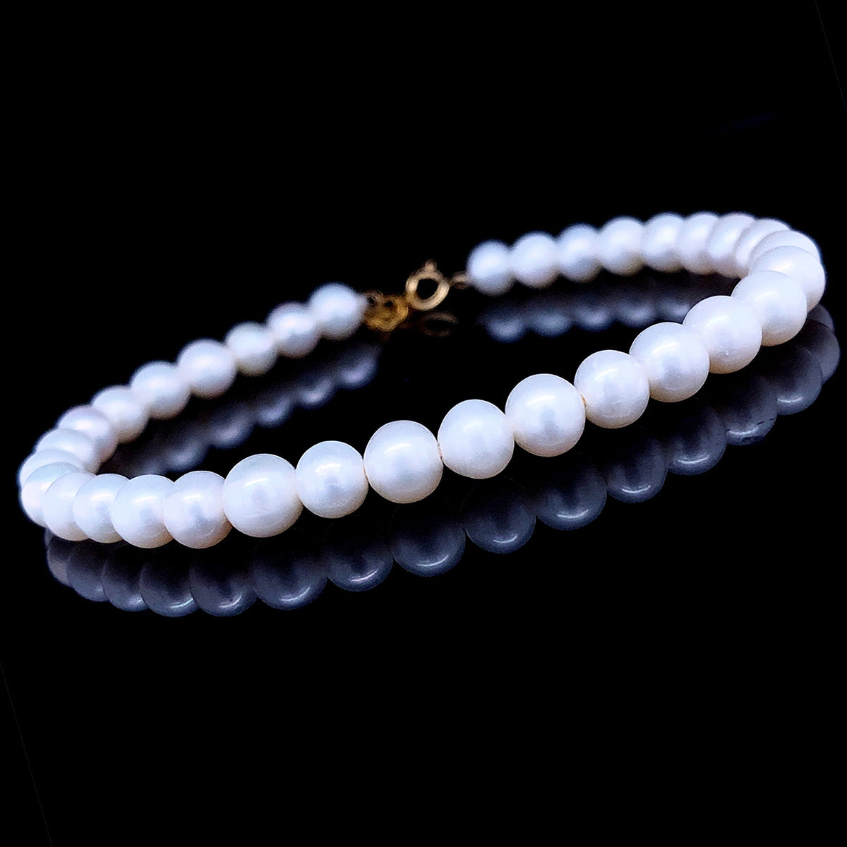 HOPE LVNA Signatures  | Eternity Akoya Pearl Bracelet 18kt 6.5” adjustable